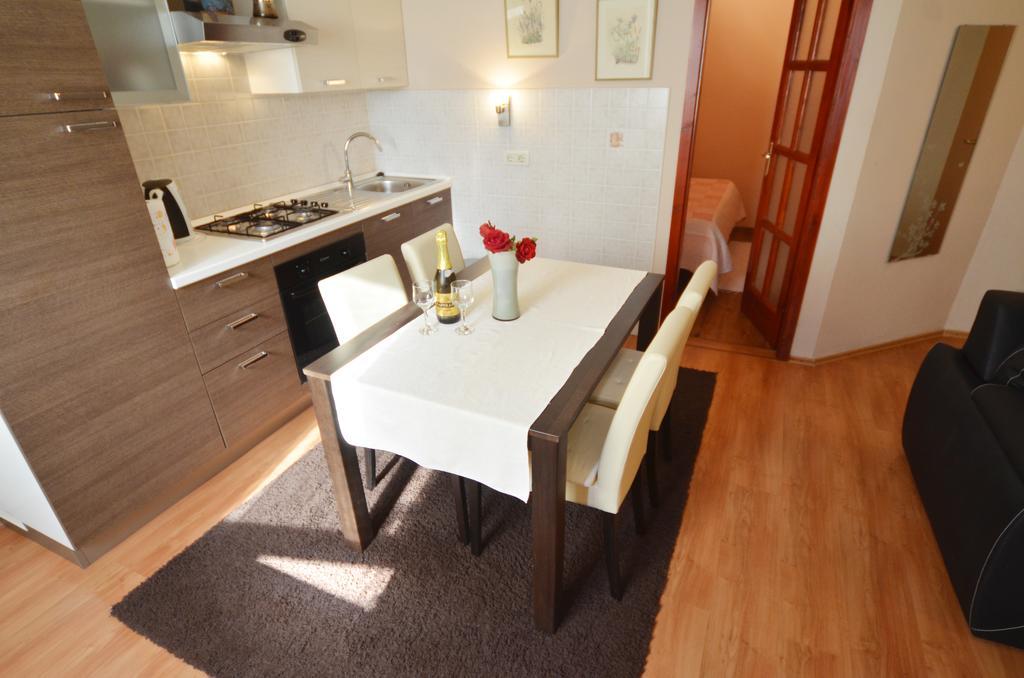 Apartment Ivanka Rovinj Exterior photo