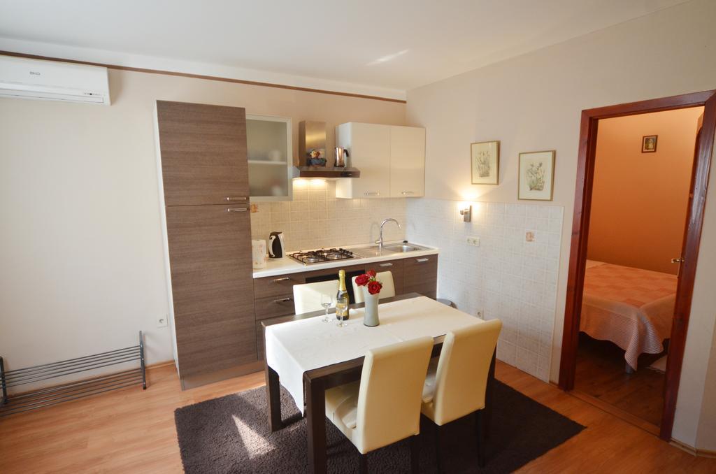 Apartment Ivanka Rovinj Exterior photo